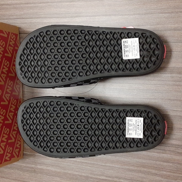 🎒 2/$30 👟 Vans Range Youth Slide Sandals Checker Dot Black Sz 3 NWT - Picture 4 of 9